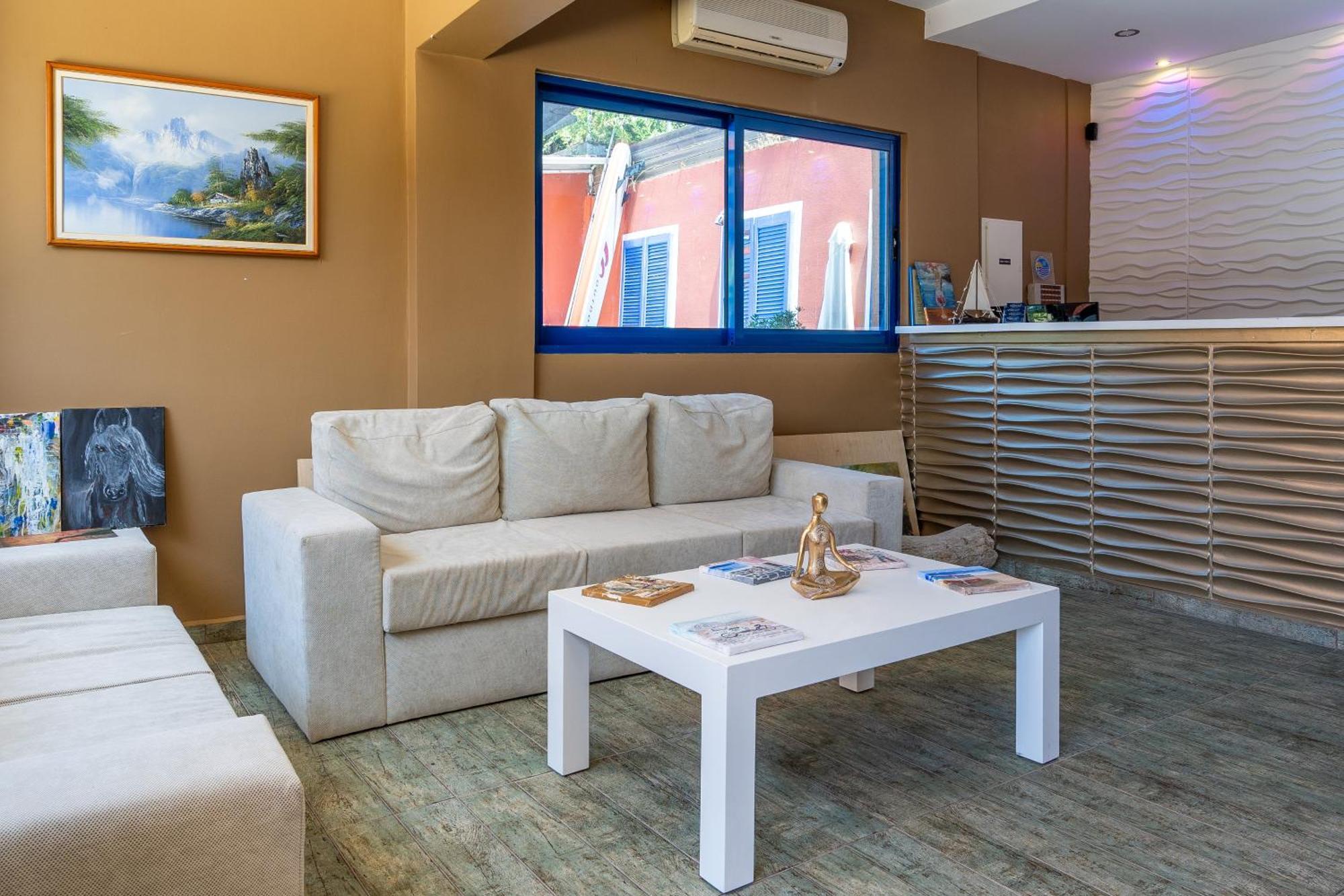 Vliho Bay Boutique Hotel Yénion Exteriör bild