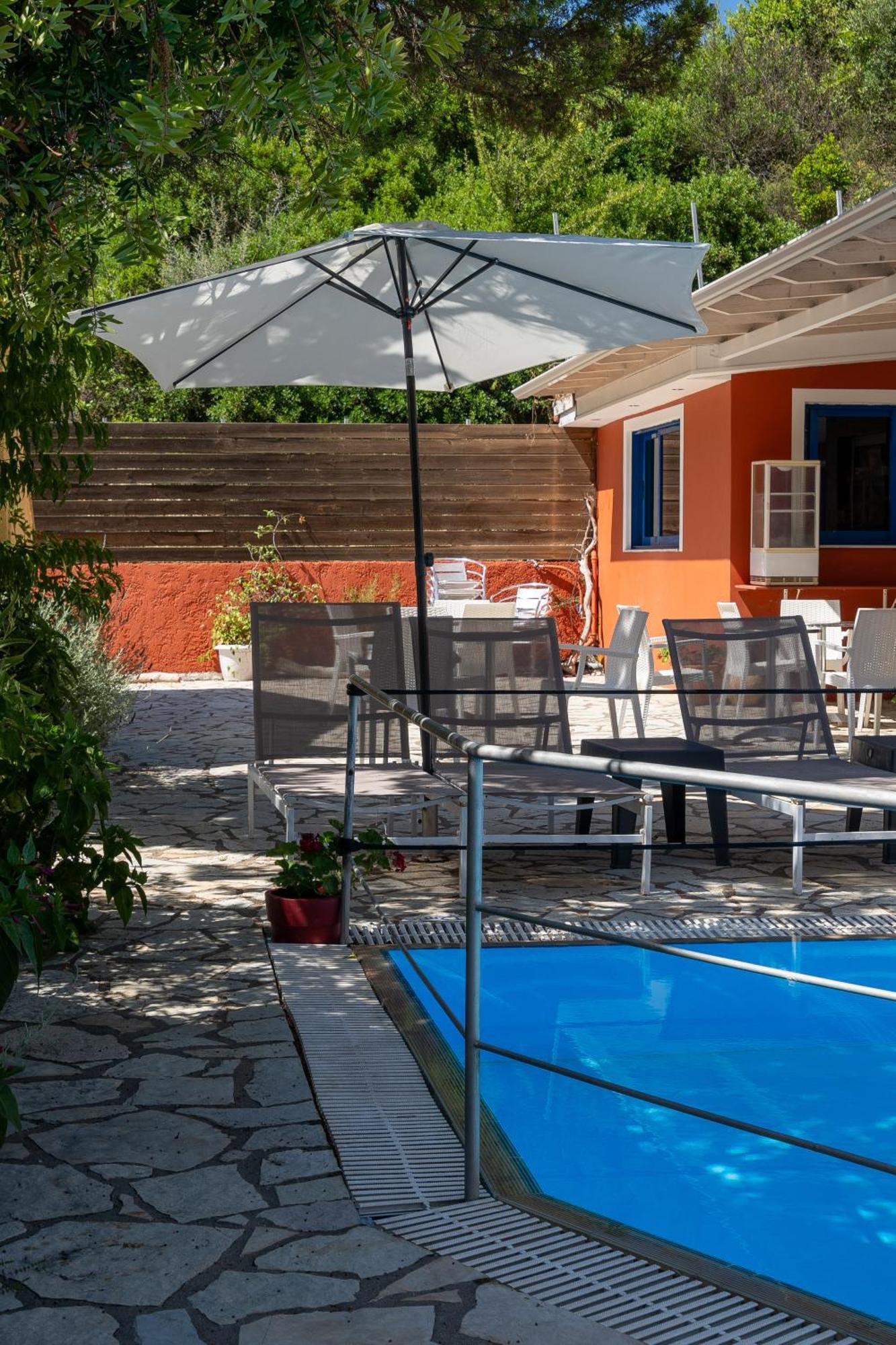 Vliho Bay Boutique Hotel Yénion Exteriör bild