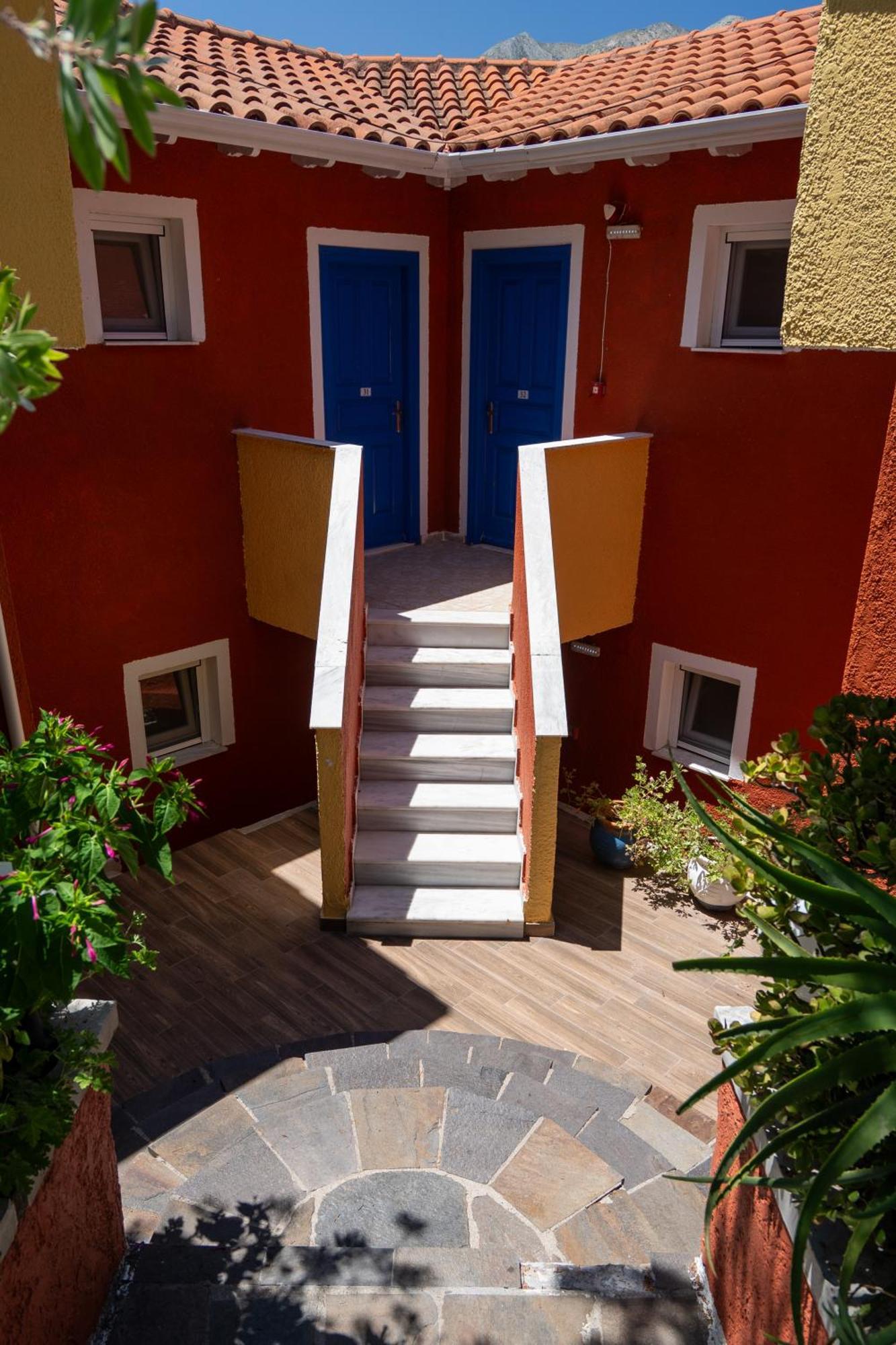 Vliho Bay Boutique Hotel Yénion Exteriör bild