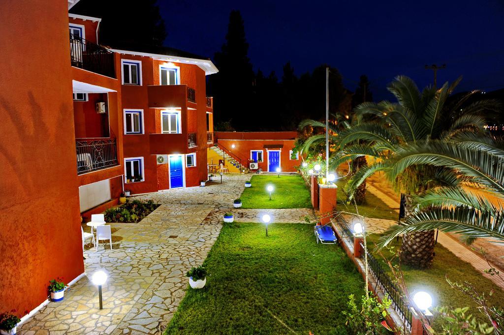 Vliho Bay Boutique Hotel Yénion Exteriör bild