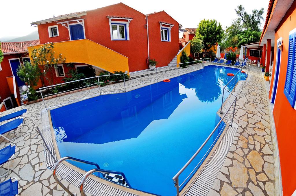 Vliho Bay Boutique Hotel Yénion Exteriör bild
