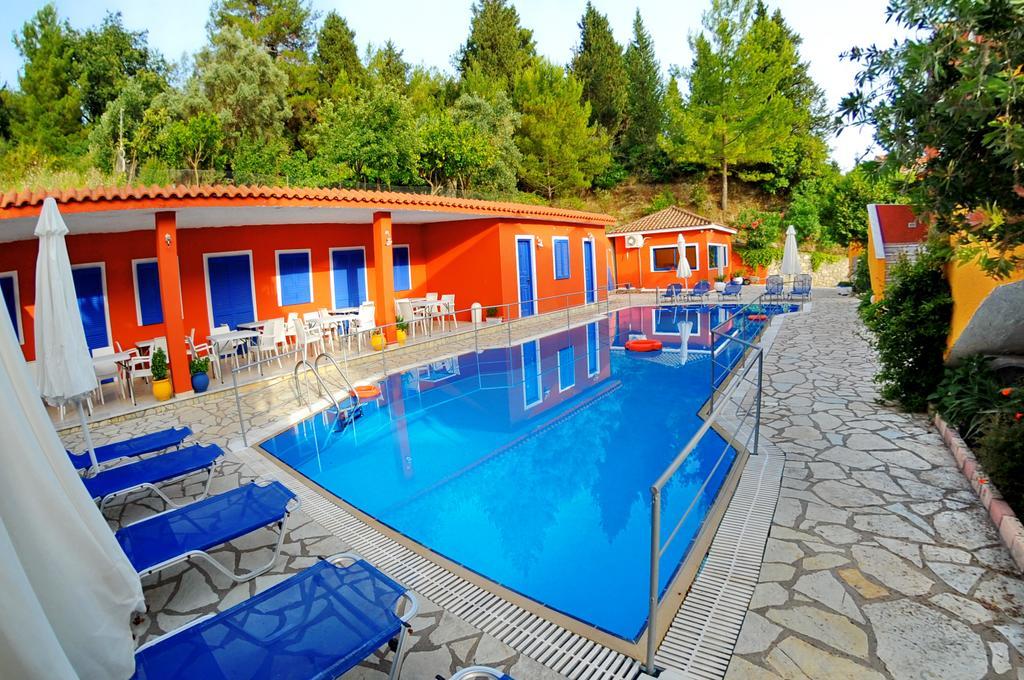 Vliho Bay Boutique Hotel Yénion Exteriör bild