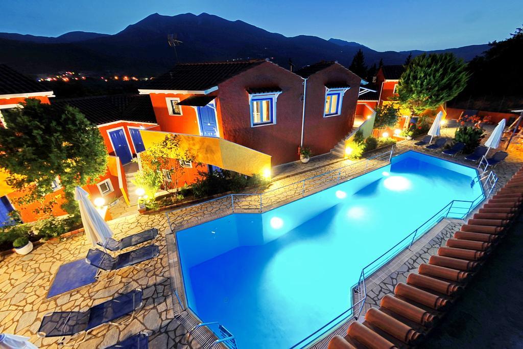 Vliho Bay Boutique Hotel Yénion Exteriör bild